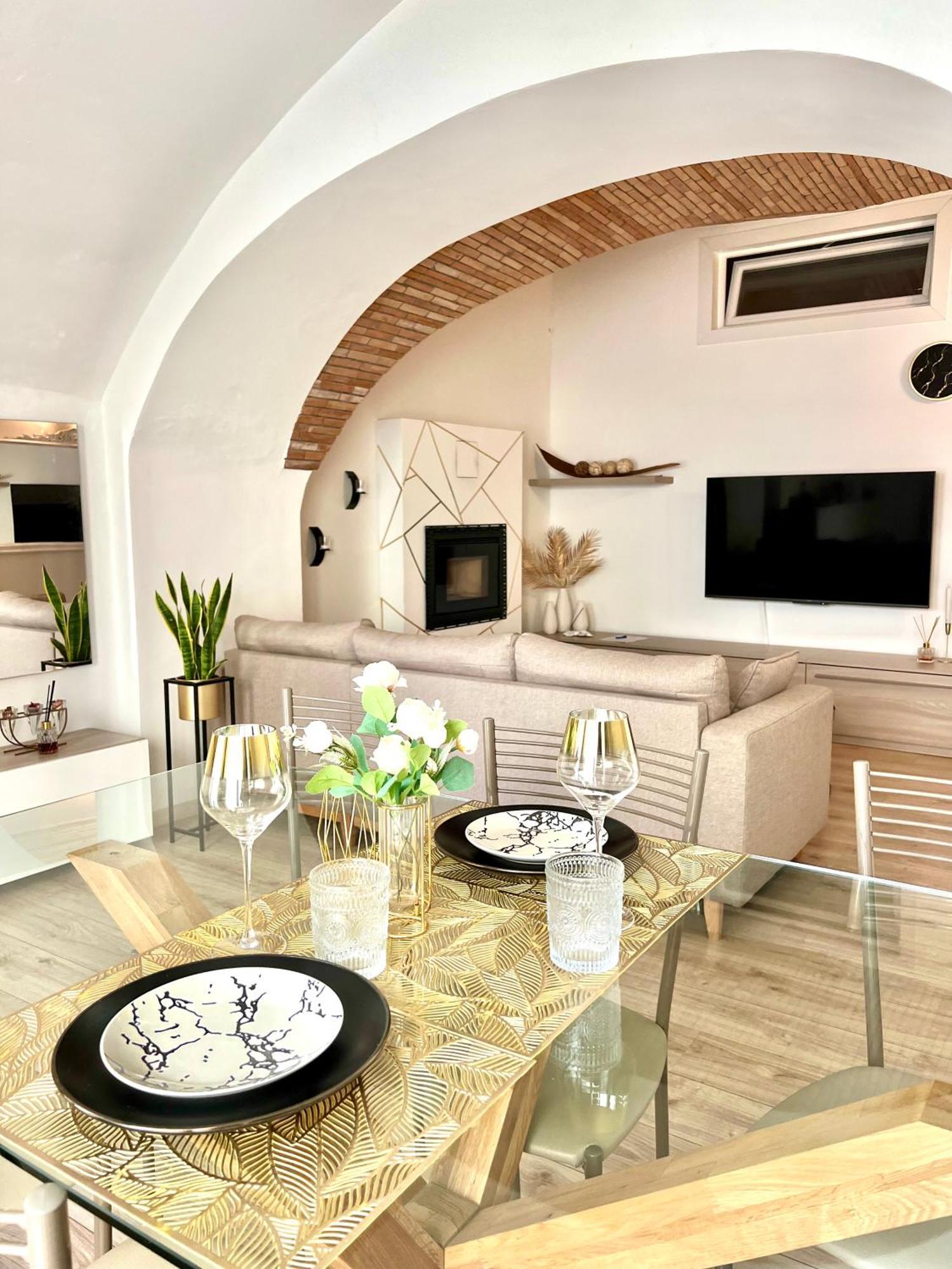 L'Arco Sul Lago • Gold Apartment Castro  Dış mekan fotoğraf